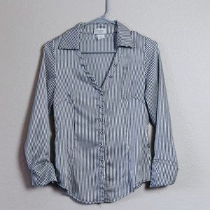 🌵 Women's button up blouse